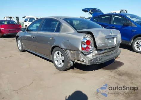2005 Nissan Altima 2.5 S from USA, damaged, VIN 1N4AL11D25C953291